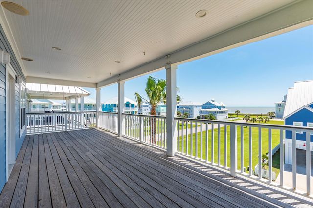 11706 Opihi, Galveston, TX 77554