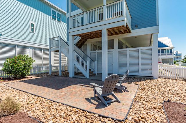 11706 Opihi, Galveston, TX 77554