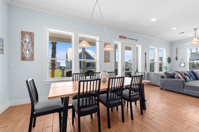 11706 Opihi, Galveston, TX 77554