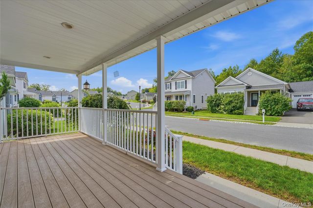 9 Emerson Terrace, Highland, NY 12528