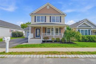 9 Emerson Terrace, Highland, NY 12528