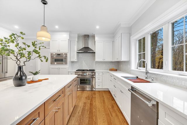 1 Richard Road, Natick, MA 01760