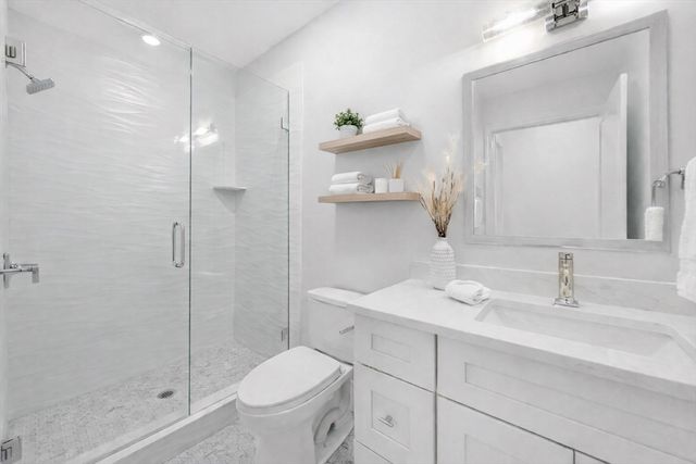 1 Richard Road, Natick, MA 01760