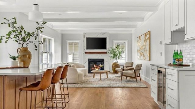 1 Richard Road, Natick, MA 01760