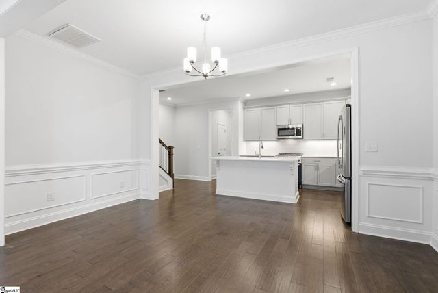 18 Peckham Street, Greenville, SC 29607