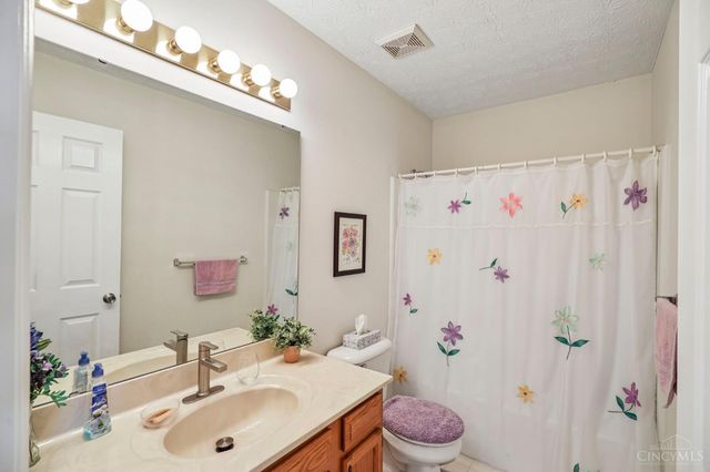 349 Timber Hill Drive, Hamilton, OH 45013