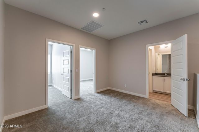 432 S 32nd Street Unit 135, Mesa, AZ 85204