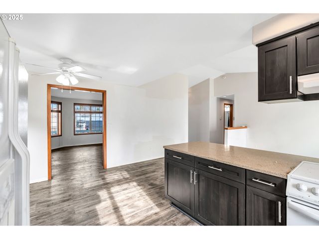 15678 Sw THRASHER Way, Sherwood, OR 97140