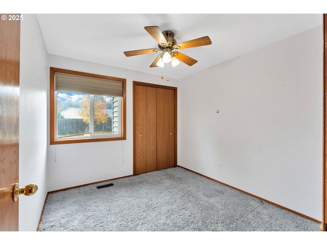 15678 Sw THRASHER Way, Sherwood, OR 97140