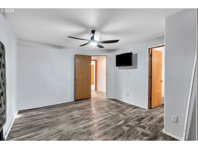 15678 Sw THRASHER Way, Sherwood, OR 97140