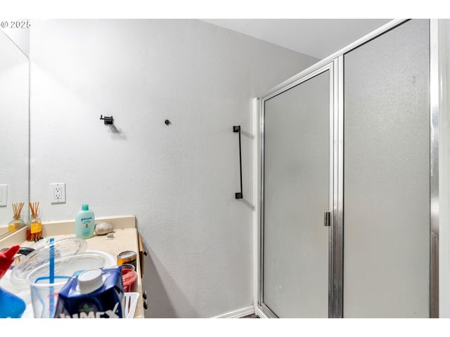 15678 Sw THRASHER Way, Sherwood, OR 97140