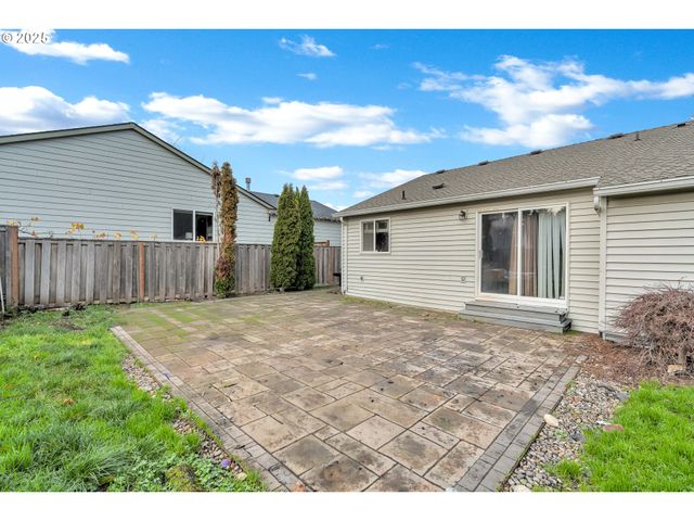 15678 Sw THRASHER Way, Sherwood, OR 97140