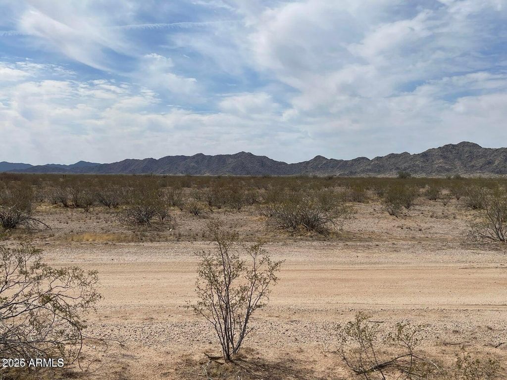 Image 1 of property listing at 0 S 175th Avenue ' - ', Goodyear, AZ 85338