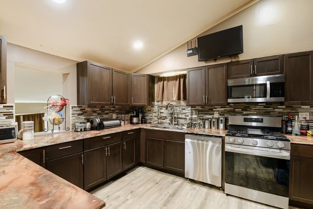 15318 Hastings Drive, Dolton, IL 60419