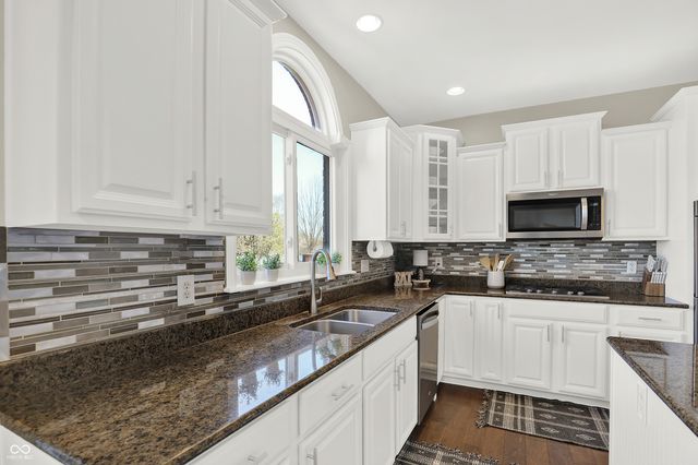 11308 Abbitt Trail, Zionsville, IN 46077
