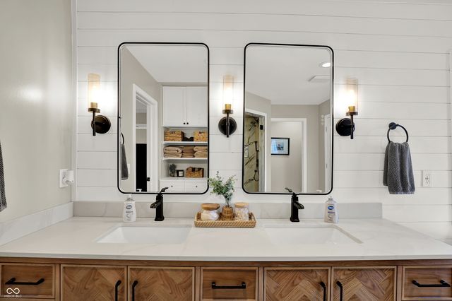11308 Abbitt Trail, Zionsville, IN 46077