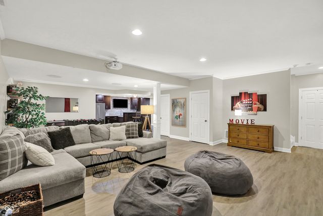 11308 Abbitt Trail, Zionsville, IN 46077