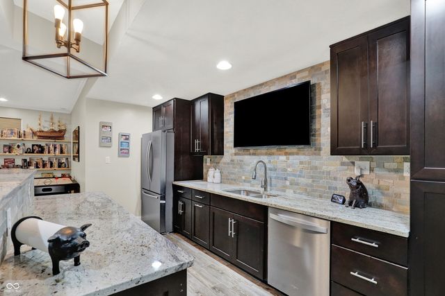 11308 Abbitt Trail, Zionsville, IN 46077