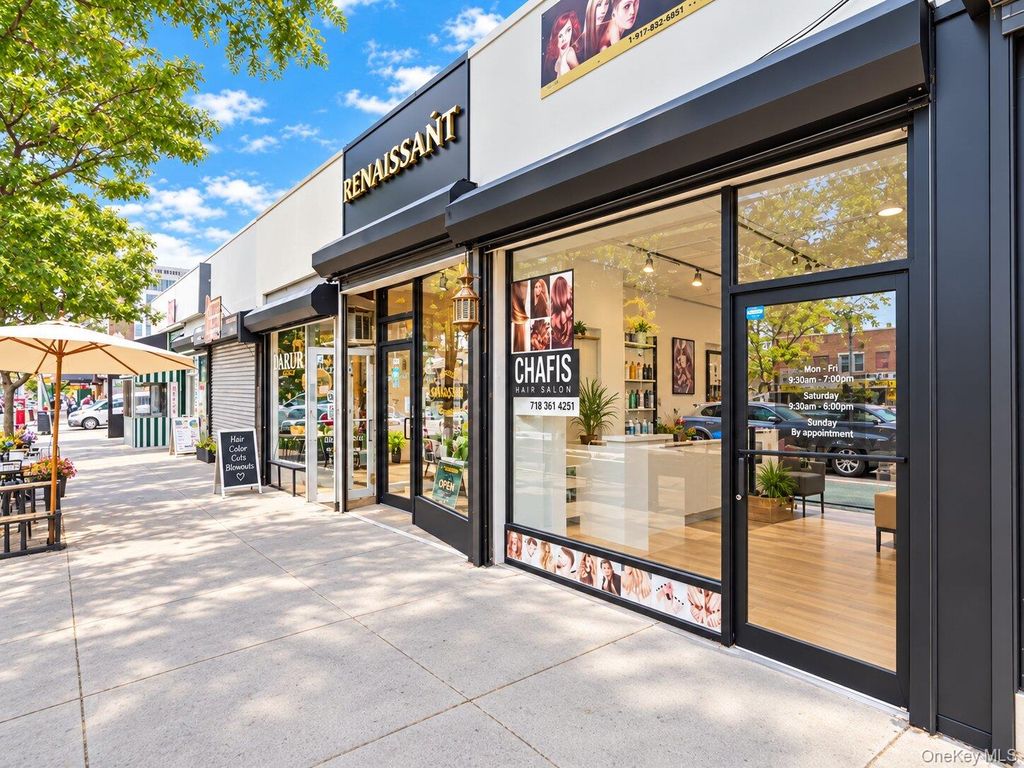 40-09 Queens Boulevard, Sunnyside, NY 11104 — exterior