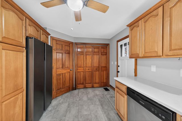 1311 Roosevelt Road, Valparaiso, IN 46383