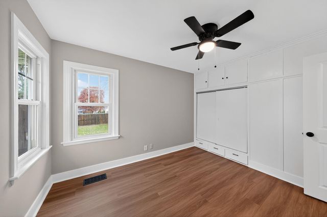 1311 Roosevelt Road, Valparaiso, IN 46383