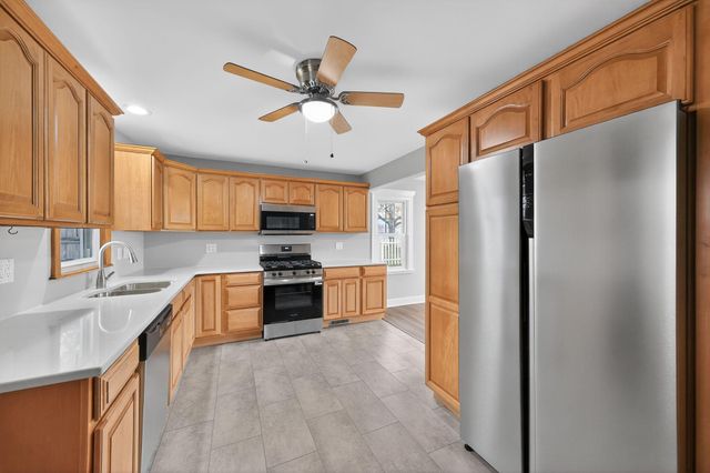 1311 Roosevelt Road, Valparaiso, IN 46383