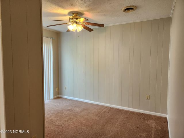 126 Tanglewood Drive, Jacksonville, NC 28540