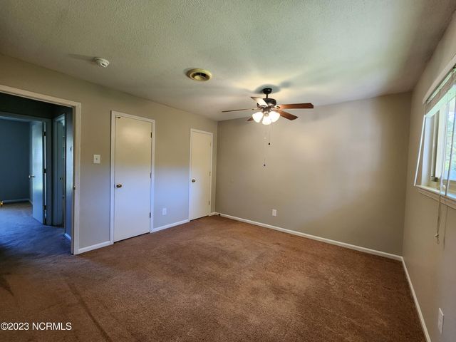 126 Tanglewood Drive, Jacksonville, NC 28540