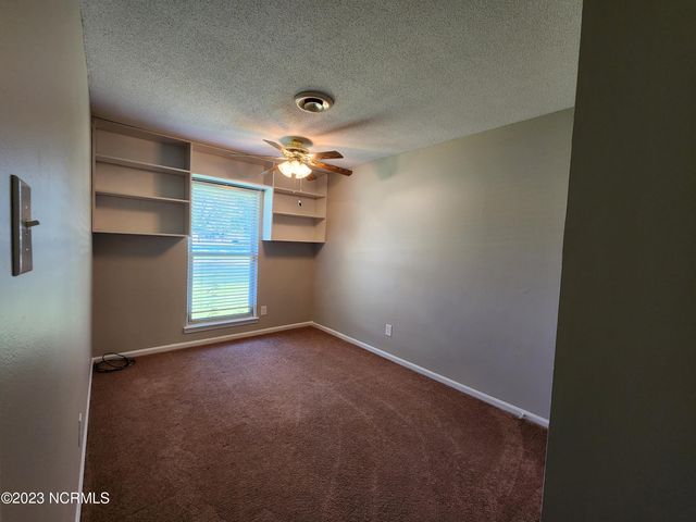 126 Tanglewood Drive, Jacksonville, NC 28540