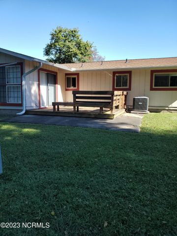 126 Tanglewood Drive, Jacksonville, NC 28540