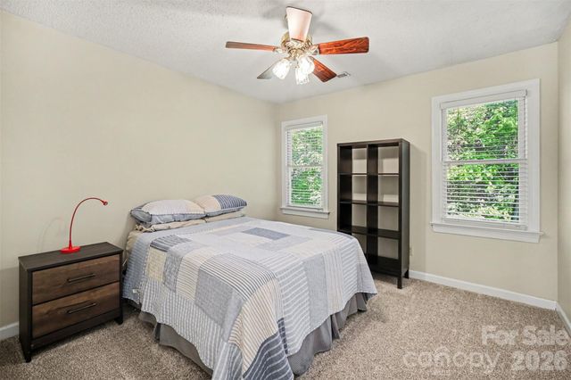 9200 Brightleaf Place, Charlotte, NC 28269