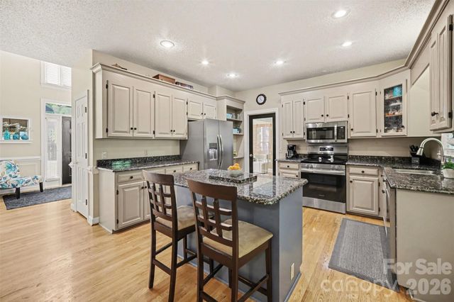 9200 Brightleaf Place, Charlotte, NC 28269