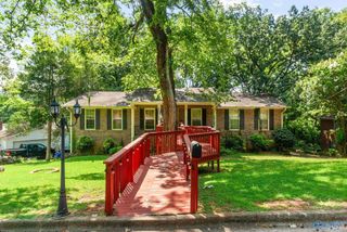 2504 Gaboury Lane NE, Huntsville, AL 35811