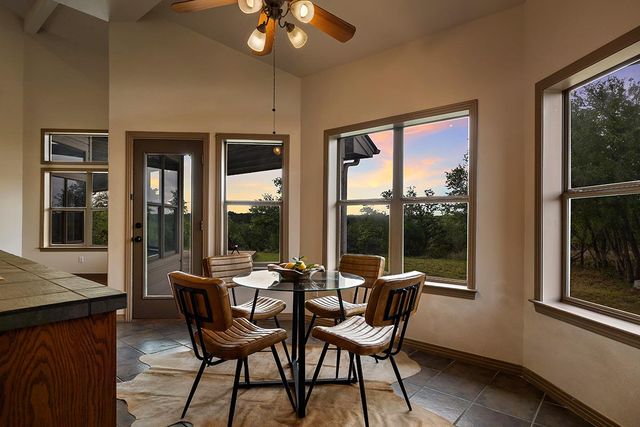 101 Maheo WAY, Dripping Springs, TX 78620
