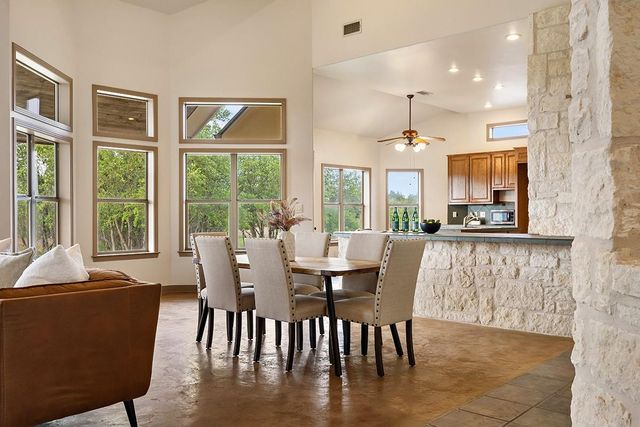 101 Maheo WAY, Dripping Springs, TX 78620