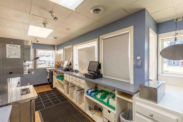 6 School Street, Berwick, ME 03901