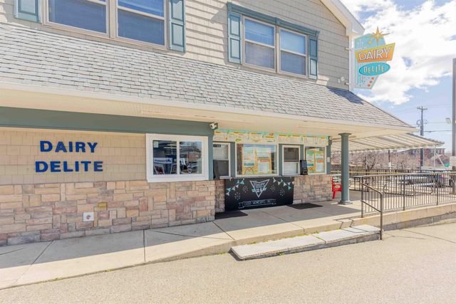 6 School Street, Berwick, ME 03901