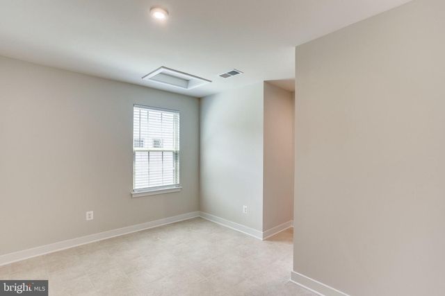 2183 HEMLOCK BAY RD, Dumfries, VA 22026