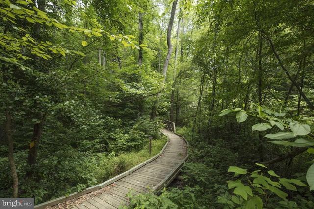 2183 HEMLOCK BAY RD, Dumfries, VA 22026