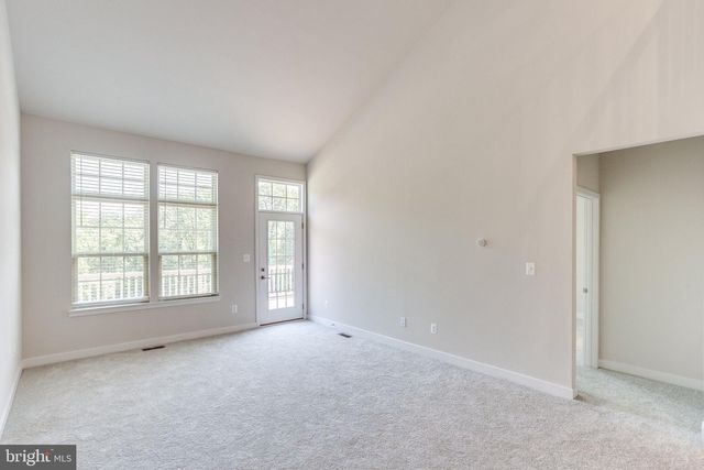 2183 HEMLOCK BAY RD, Dumfries, VA 22026