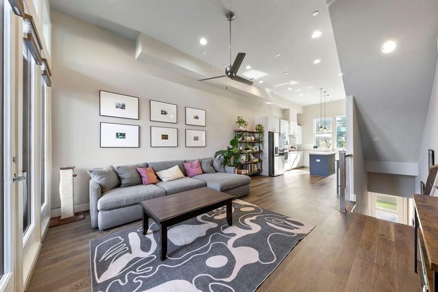 2412 Canal Street J, Houston, TX 77003