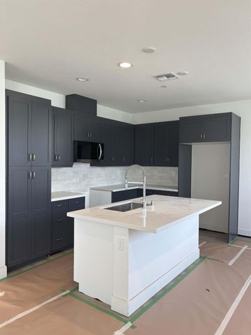 2896 Brentridge St, Lathrop, CA 95330