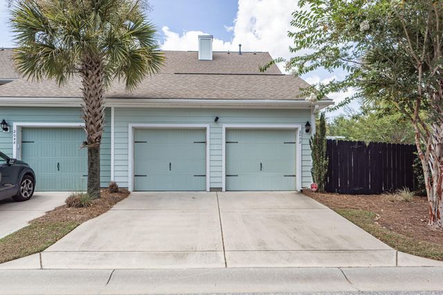2052 Promenade Court, Mount Pleasant, SC 29466