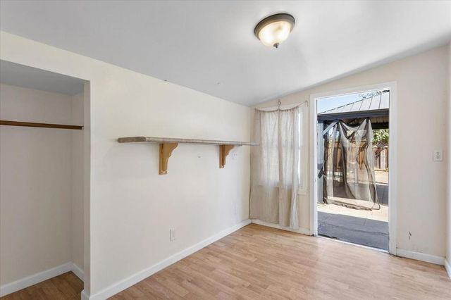 265 4th Avenue, Redwood City, CA 94063