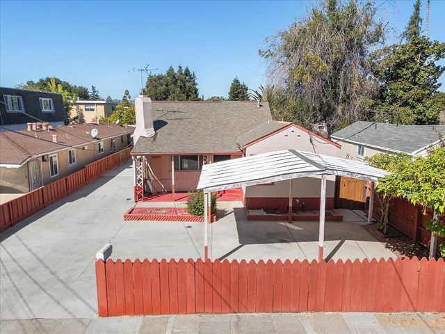 265 4th Avenue, Redwood City, CA 94063