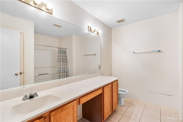 332 Roundup Circle, Edinburg, TX 78539