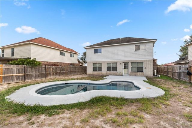 332 Roundup Circle, Edinburg, TX 78539