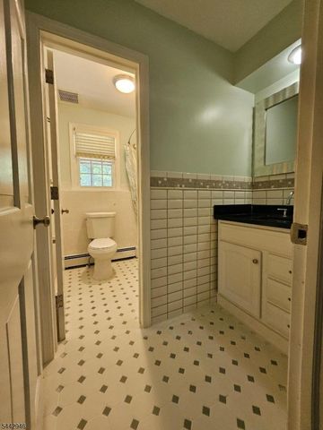 9 Fox Rd, Montville Twp., NJ 07045