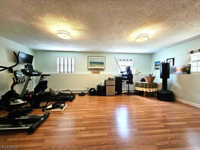 9 Fox Rd, Montville Twp., NJ 07045