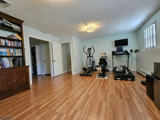 9 Fox Rd, Montville Twp., NJ 07045
